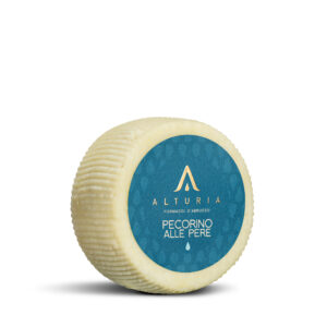 Pecorino alle pere Alturia, formaggio artigianale prodotto in Abruzzo